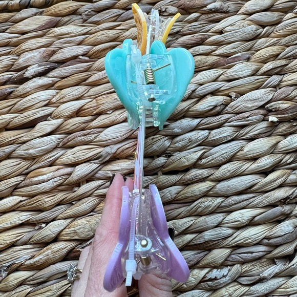 Valentine’s Hair Clips - Picture 5 of 6